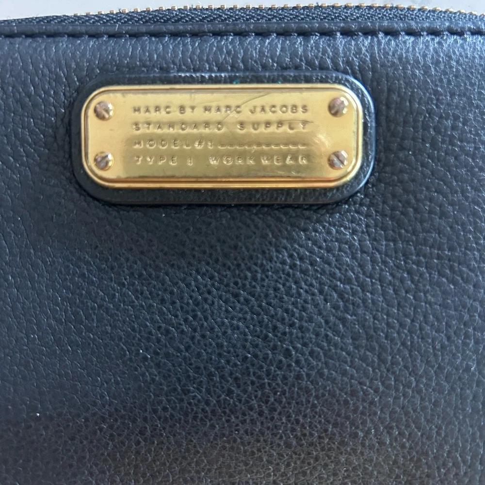 Marc by Marc Jacobs Black Leather Zip-Around Wristlet
